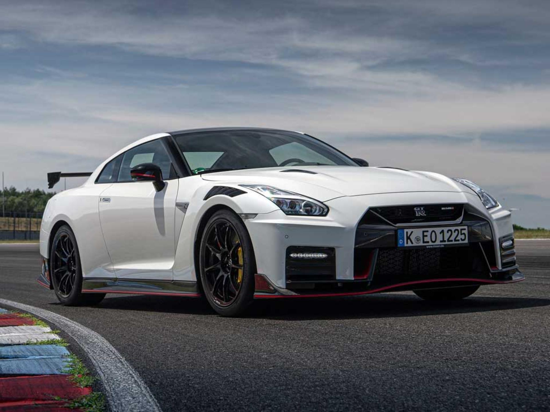 Nissan-GT-R_Nismo-2020-1600