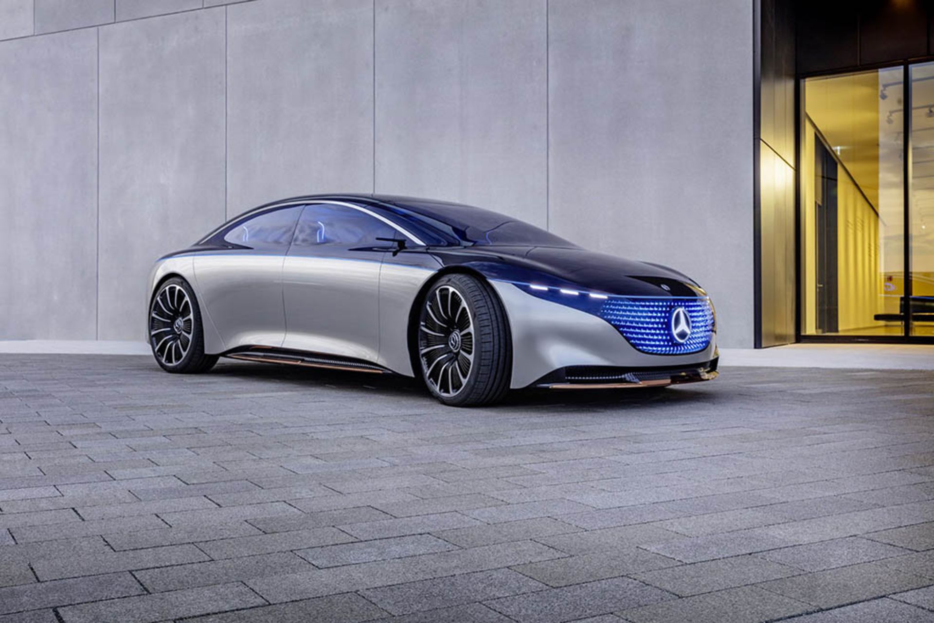 mercedes-vision-eqs-unveiled-livepics-44