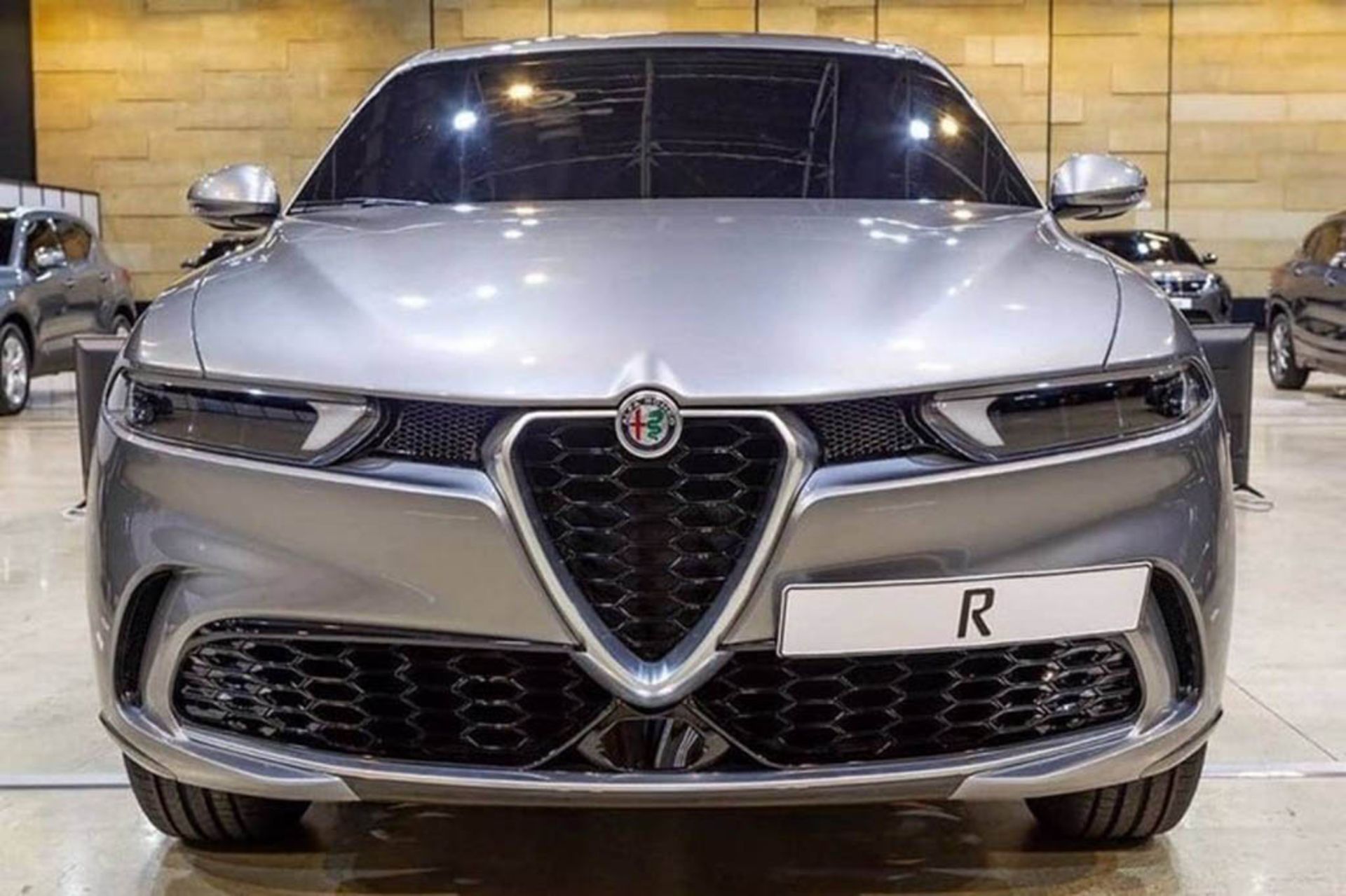 2020-alfa-romeo-tonale-leaked-photos-1