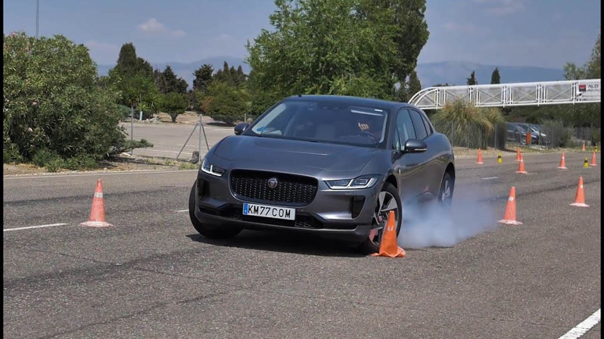 Jaguar I-Pace Moose Test 1