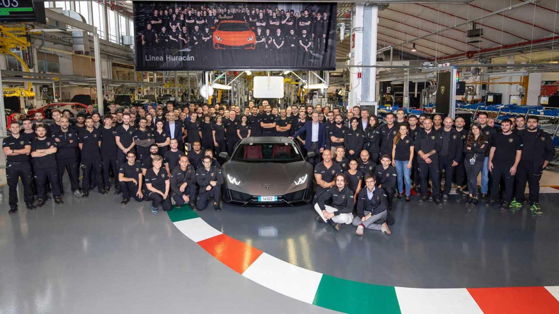 Lamborghini-Huracan-Sales-1