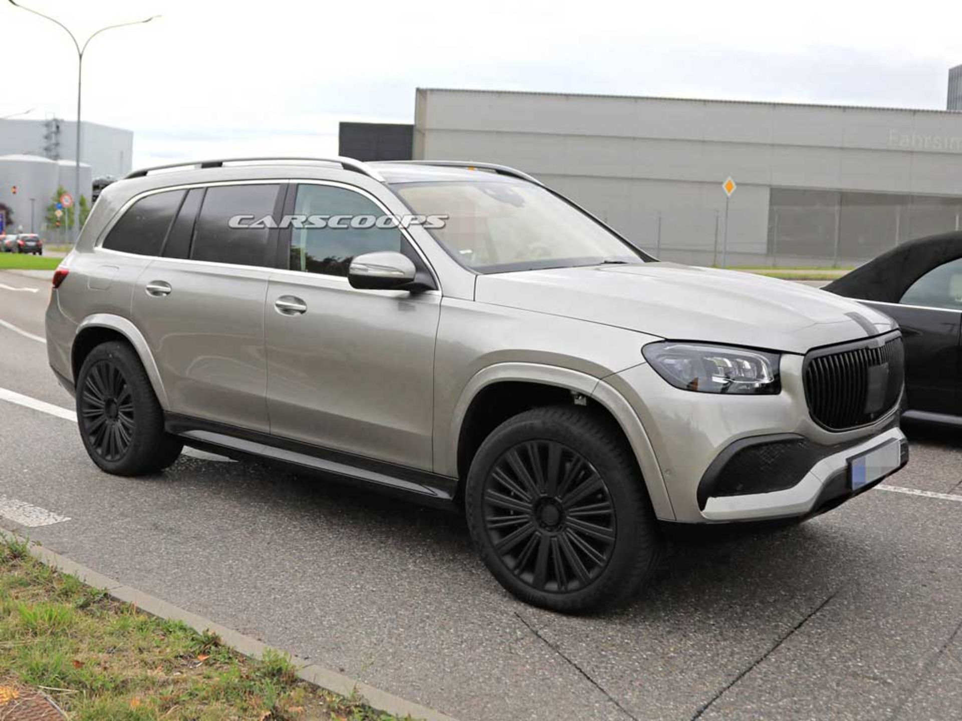 Mercedes-Maybach-GLS-2