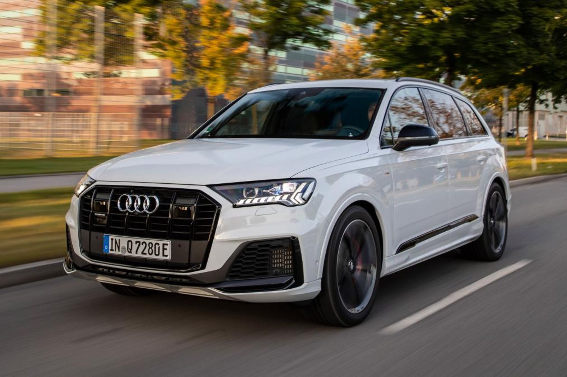 New Audi Q7 60 (1)