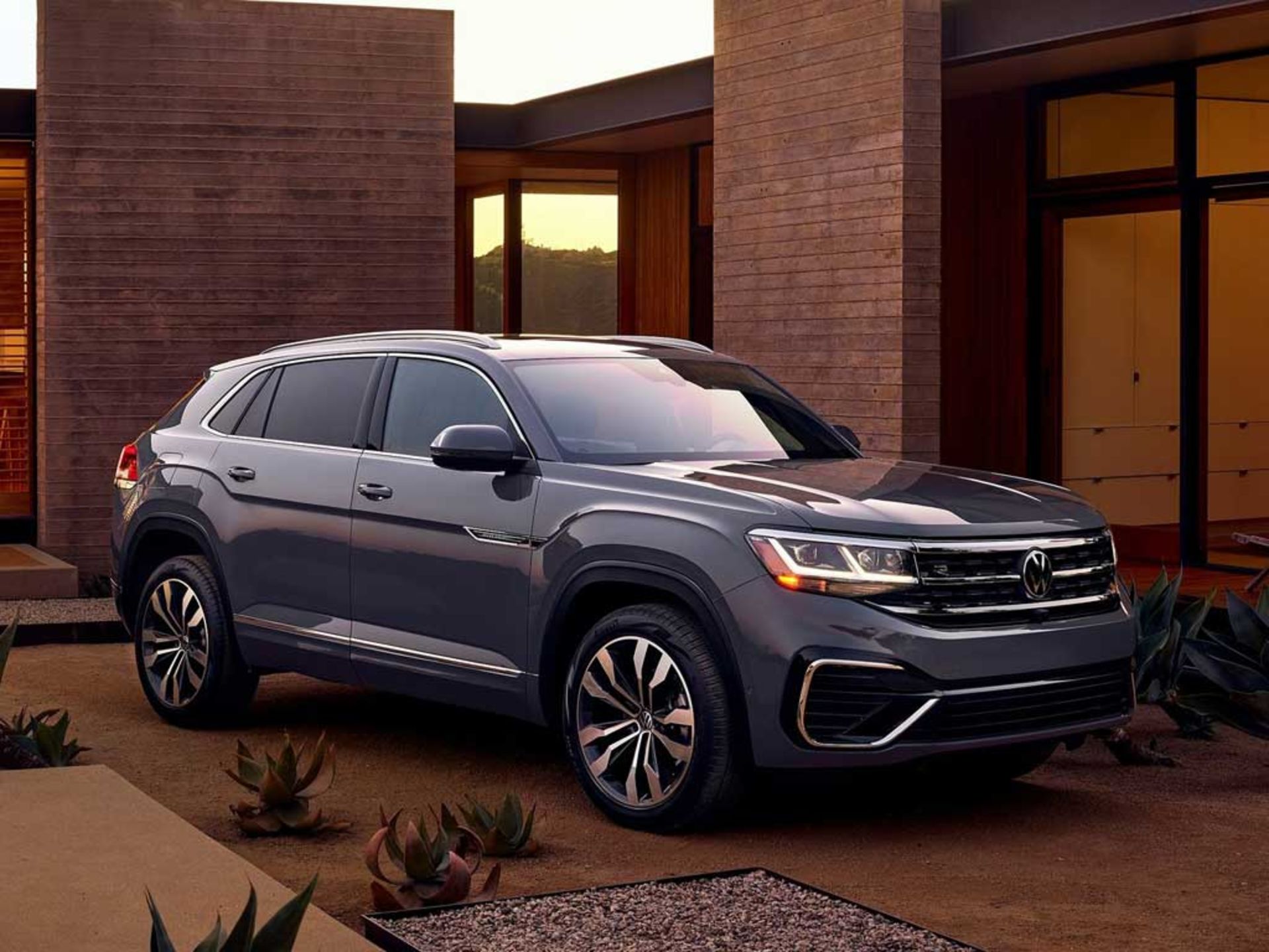Volkswagen-Atlas-Cross-1