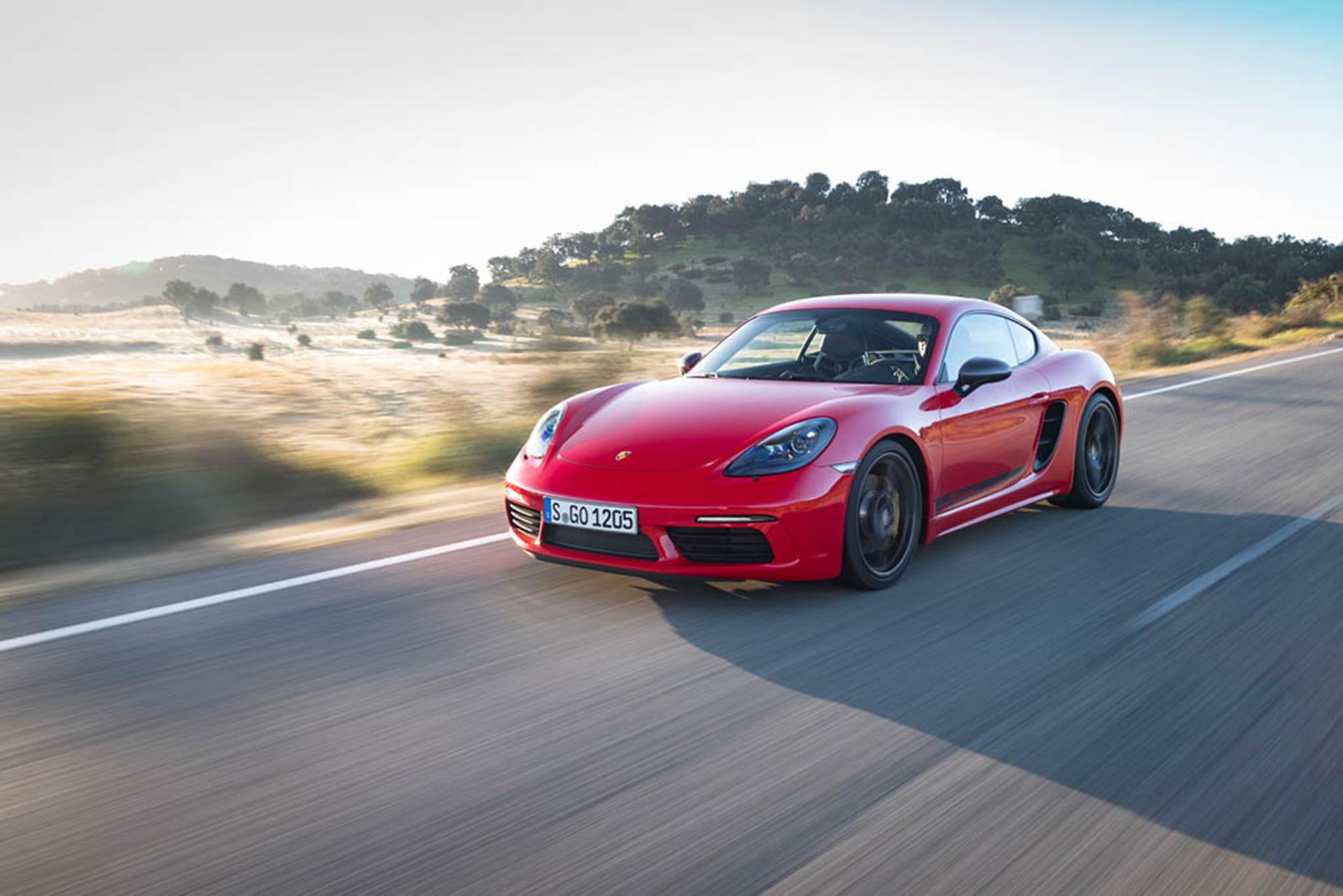 2020-porsche-718-cayman-t-2