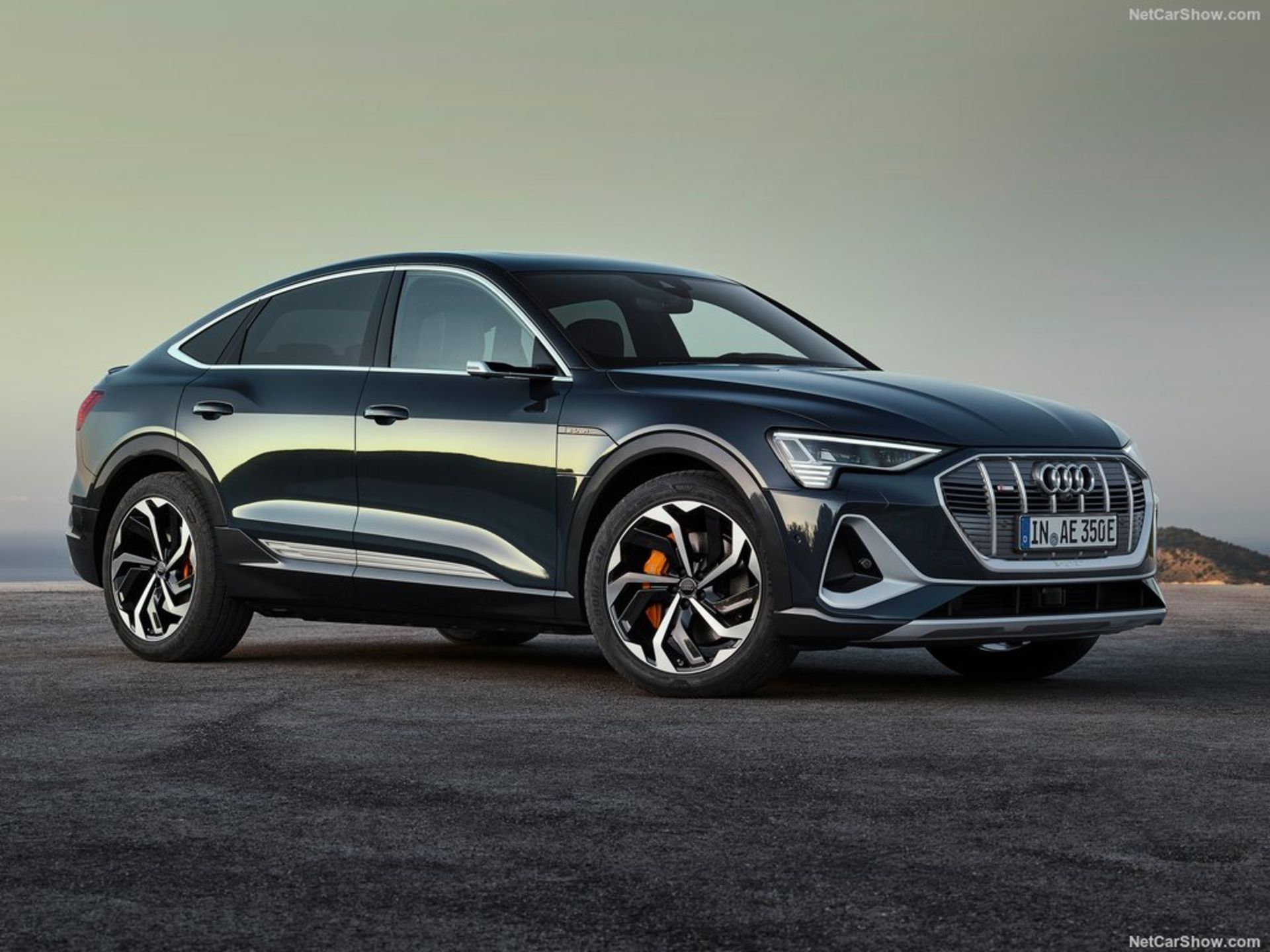 Audi-E-Tron-Sportback-3
