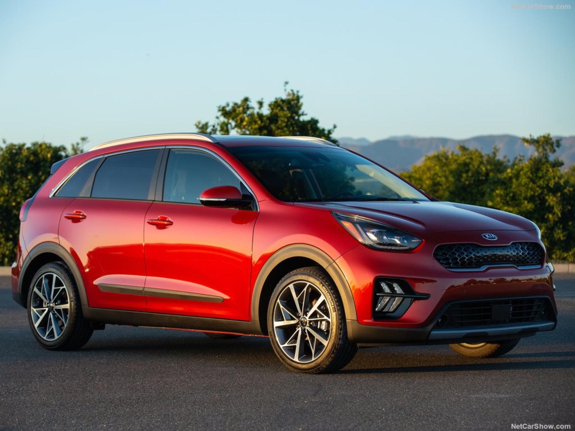 Kia-Niro_Hybrid-2020-1024-02