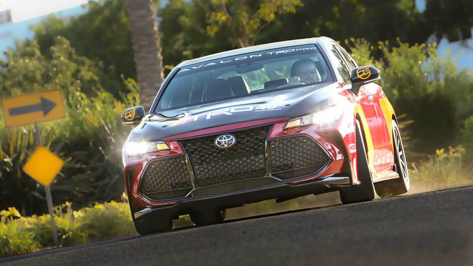 toyota-avalon-trd-pro-concept 2