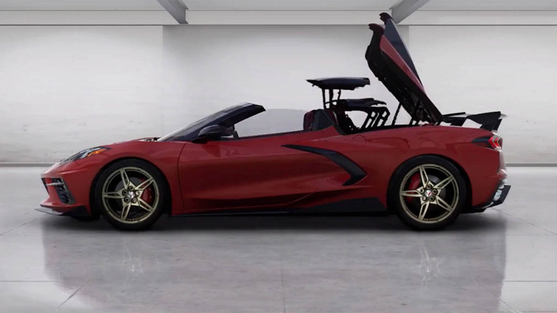 2020-Chevrolet-Corvette-C8-convertible-roof-opening