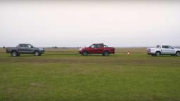 mercedes-x-class-battles-toyota-hilux-isuzu-d-max-in-tug-of-war 9