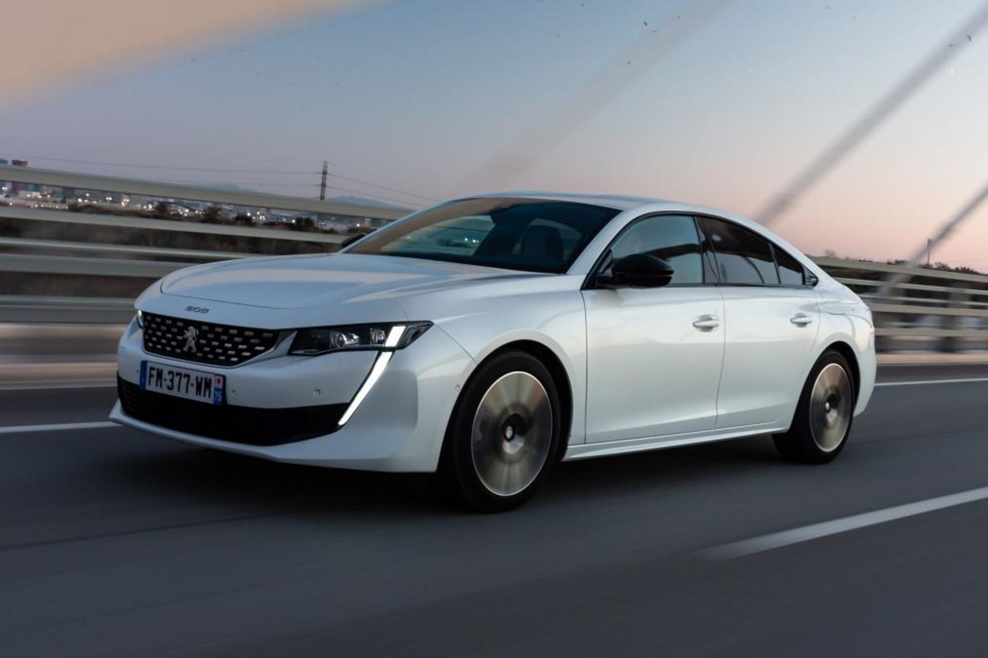 Peugeot 508 Hybrid (6)