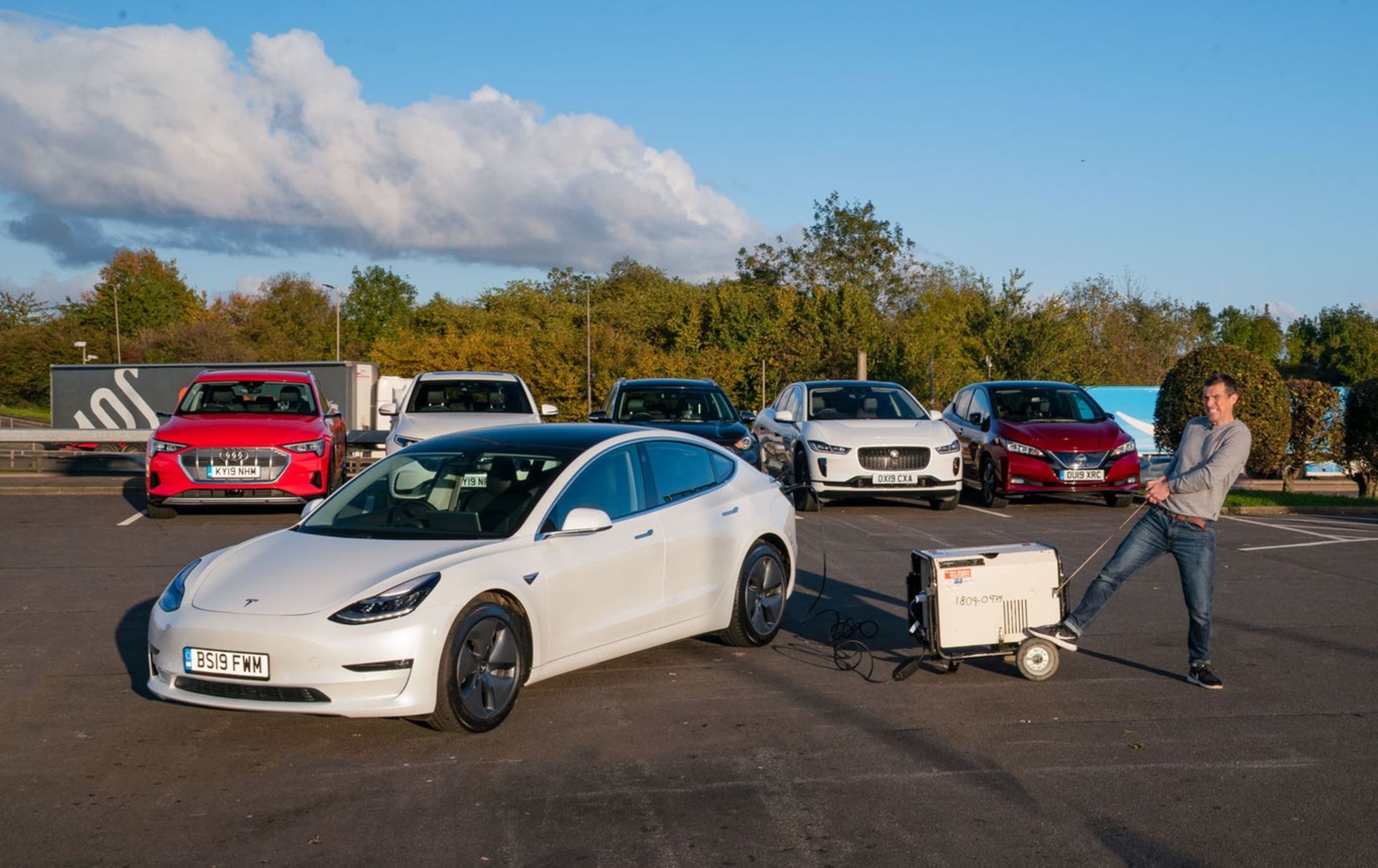 electric-car-range-test-lineup-2-1