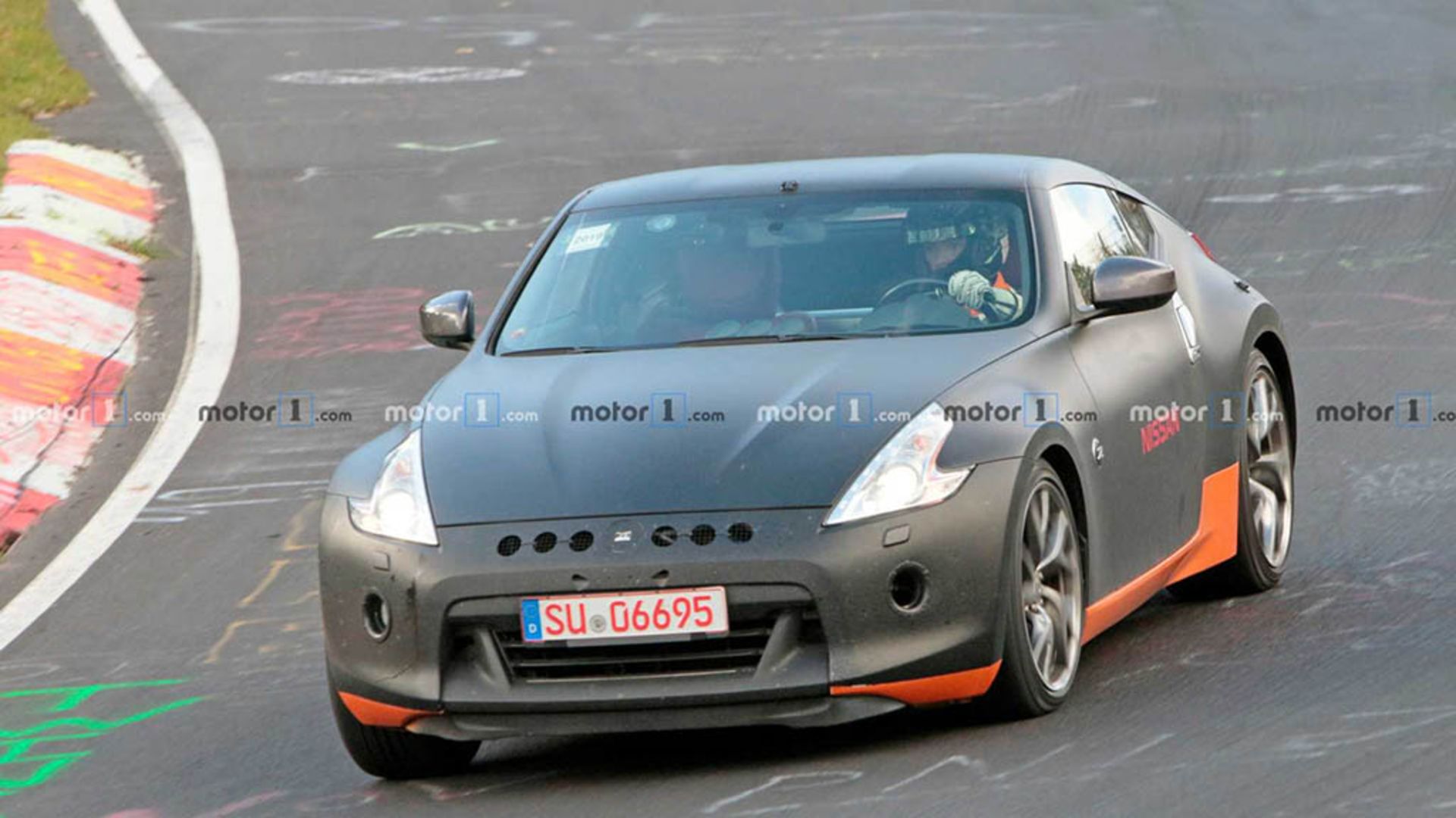 nissan-370z-test-mule-spy-photo