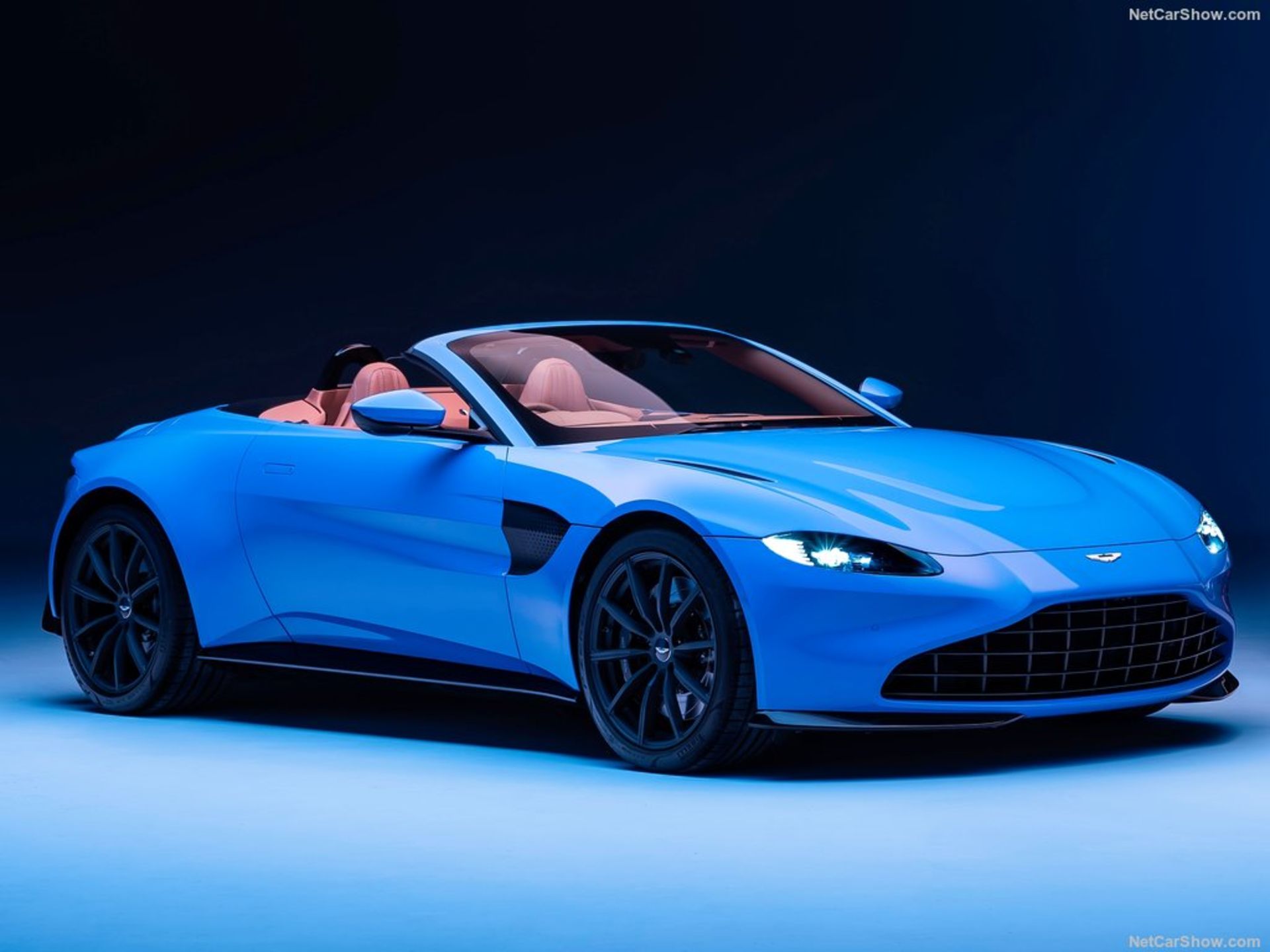 Aston_Martin-Vantage_Roadster-2021-1024-03
