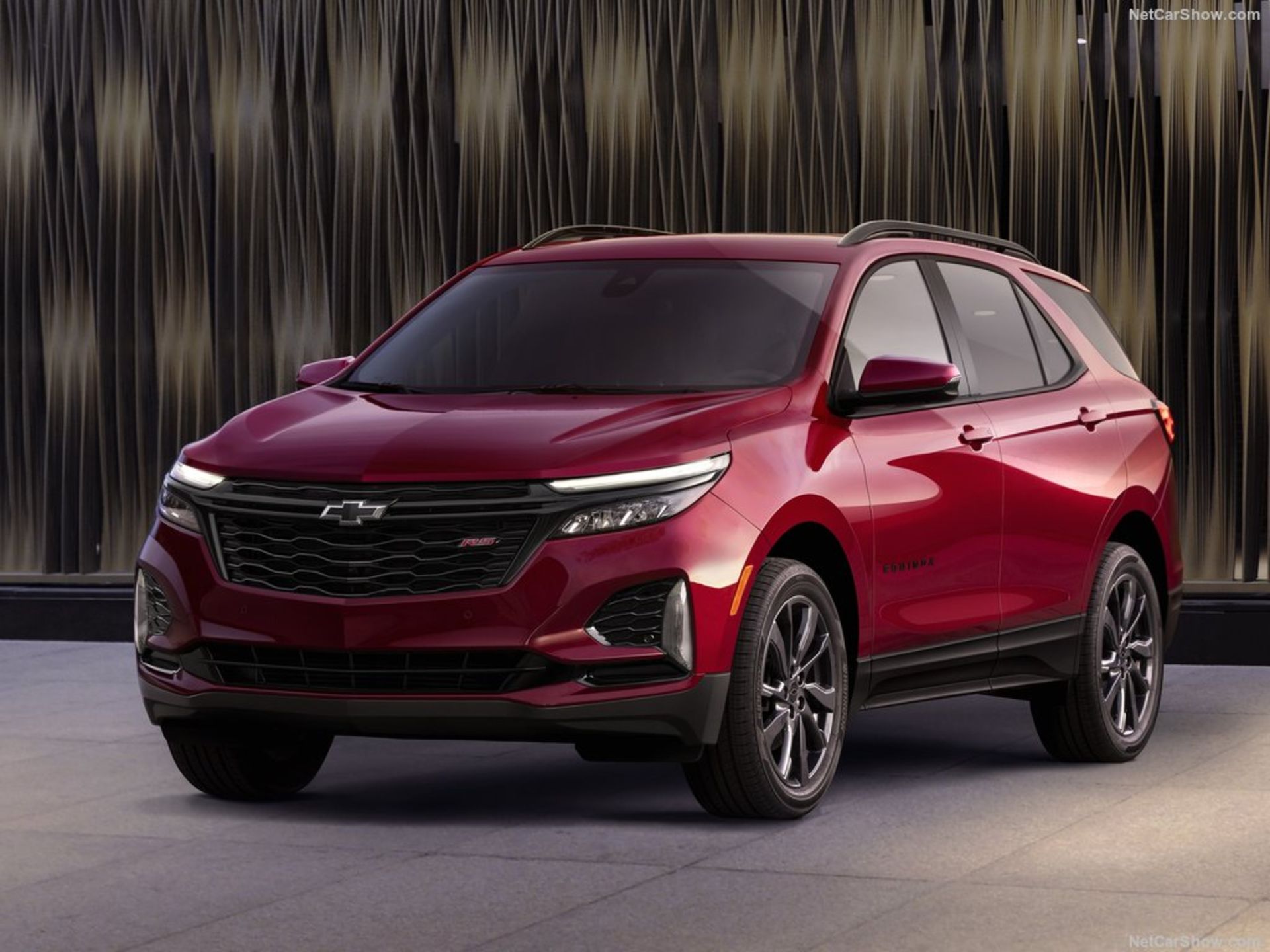 Chevrolet-Equinox-2021-1024-01