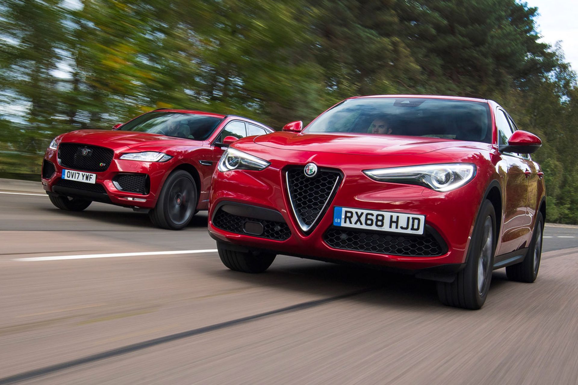 1-alfa-stelvio-jaguar-f-pace