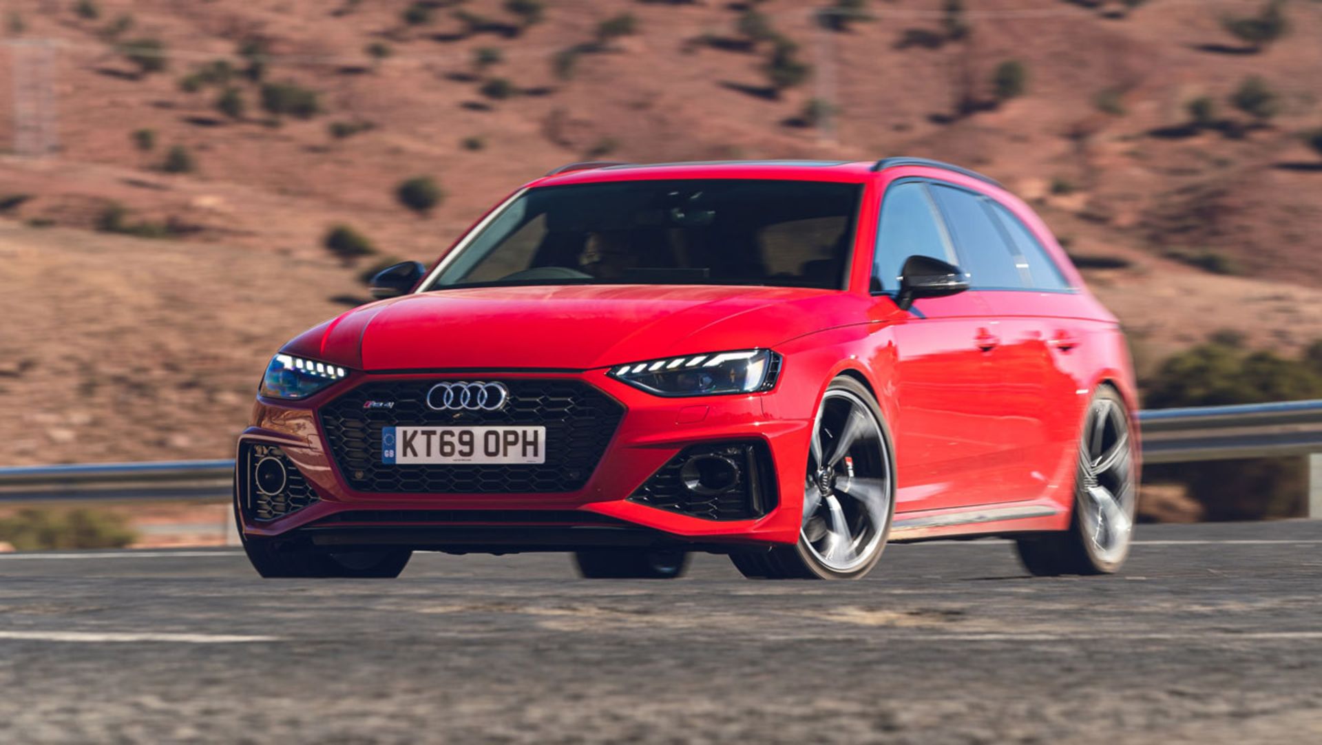 AEX-2020-Audi-RS-4-Avant-11