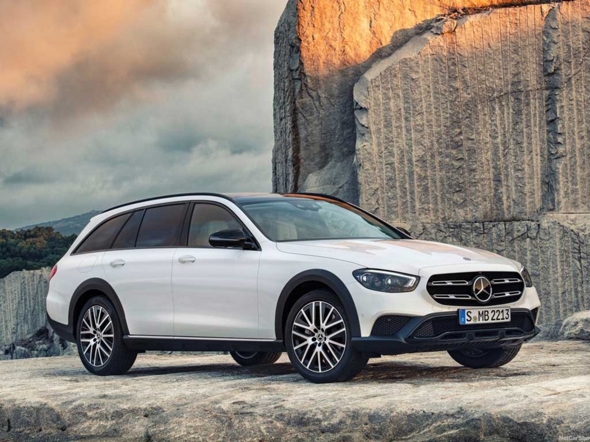 Mercedes-All-Terrain-5