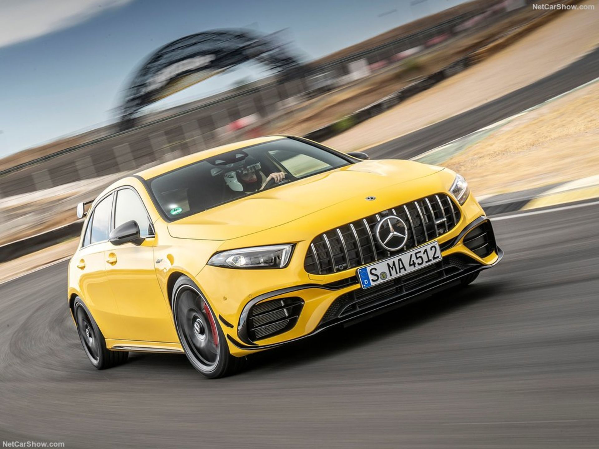 Mercedes-Benz-A45_S_AMG_4Matic-2020-1024-10