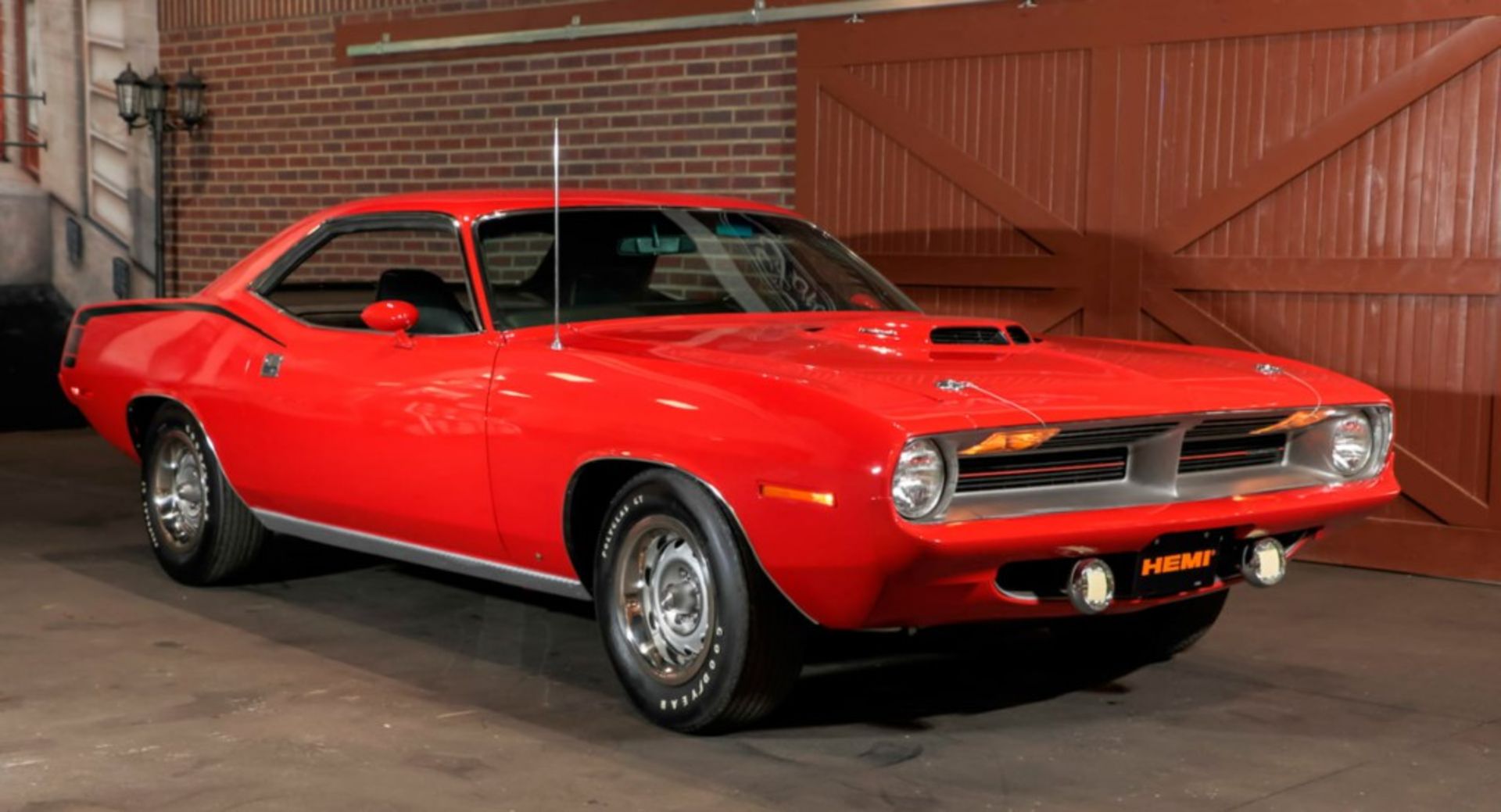 Plymouth-Hemi-Cuda