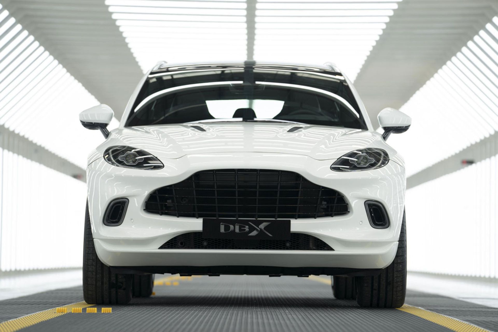 aston-martin-dbx-production