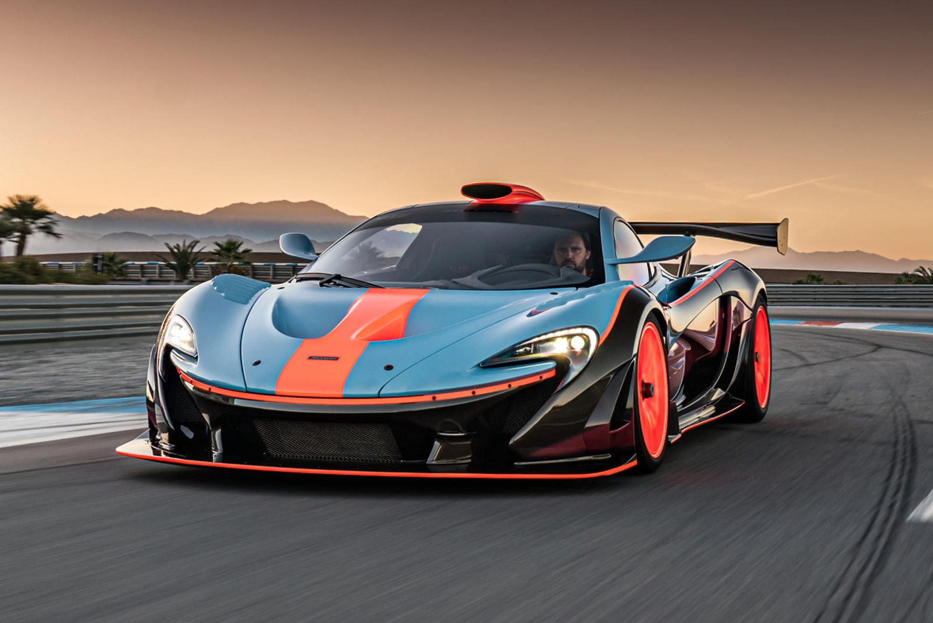 McLaren P1 GTR-18 23