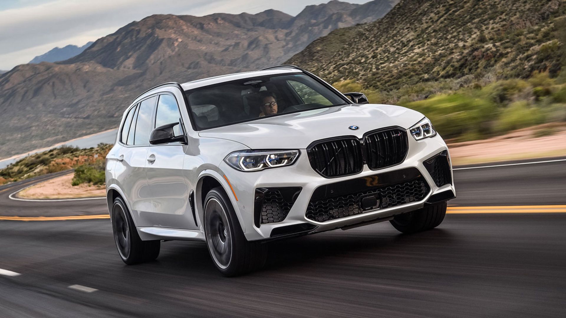 2020-BMW-X5-M-2