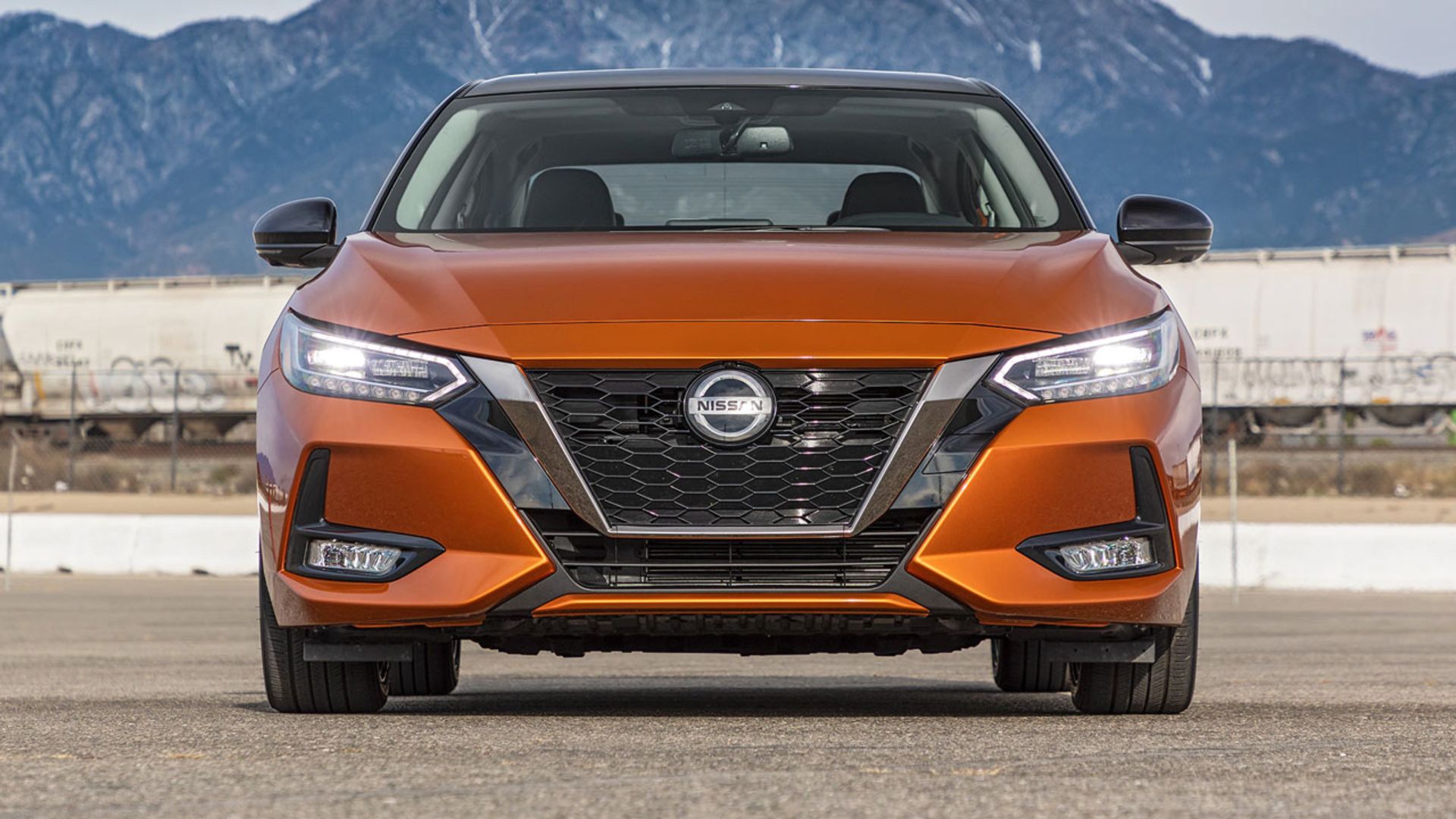 2020-nissan-sentra-sr-4