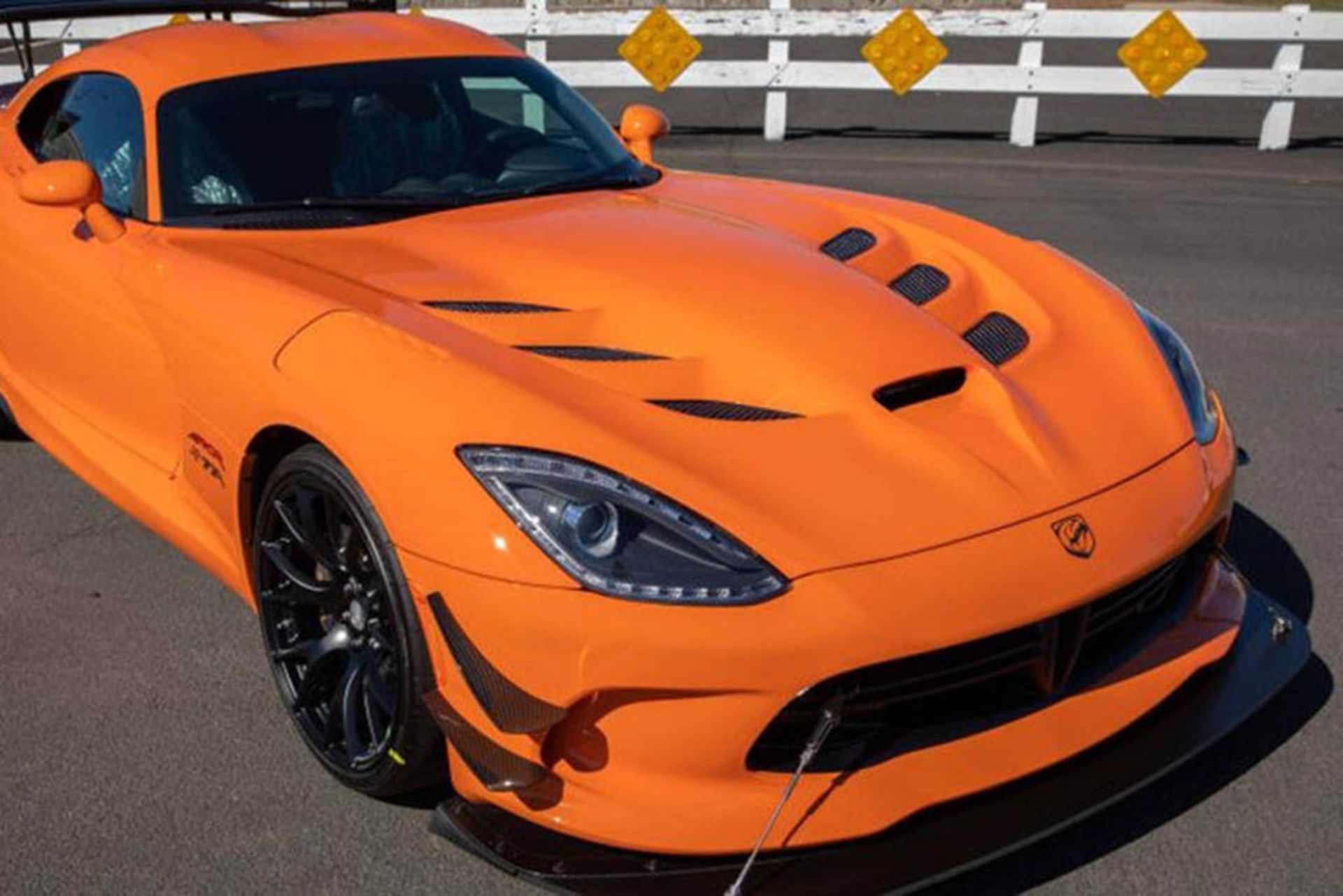Dodge Viper 3