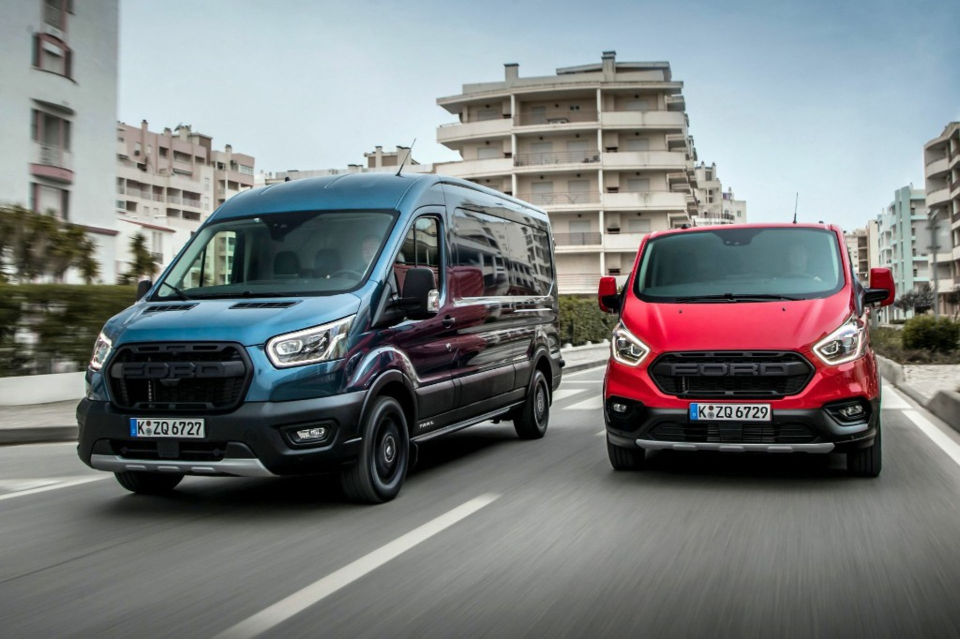 2021-Ford-Transit-Trail-range-Euro-spec-2