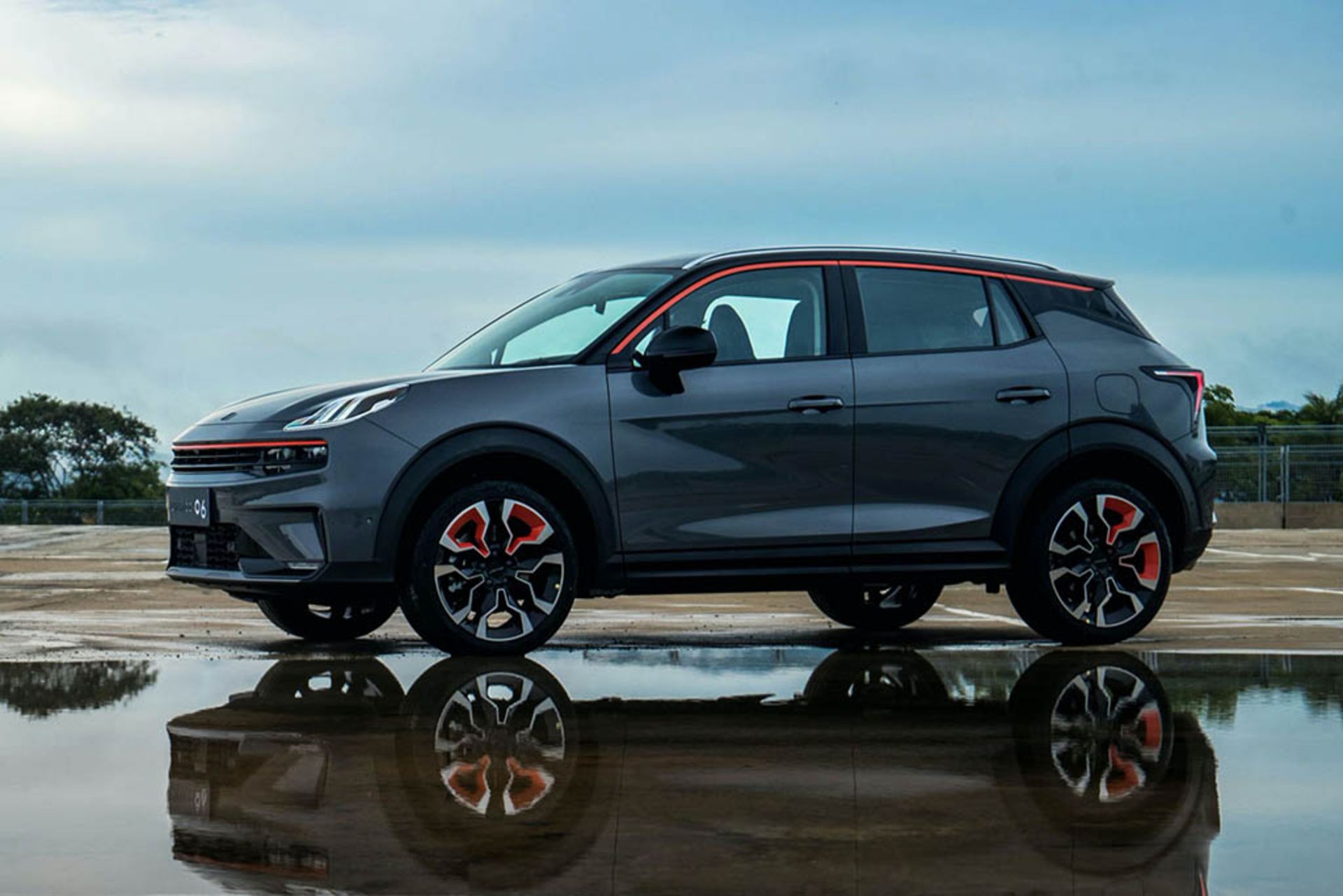 2021-Lynk-Co-06-China-spec-6