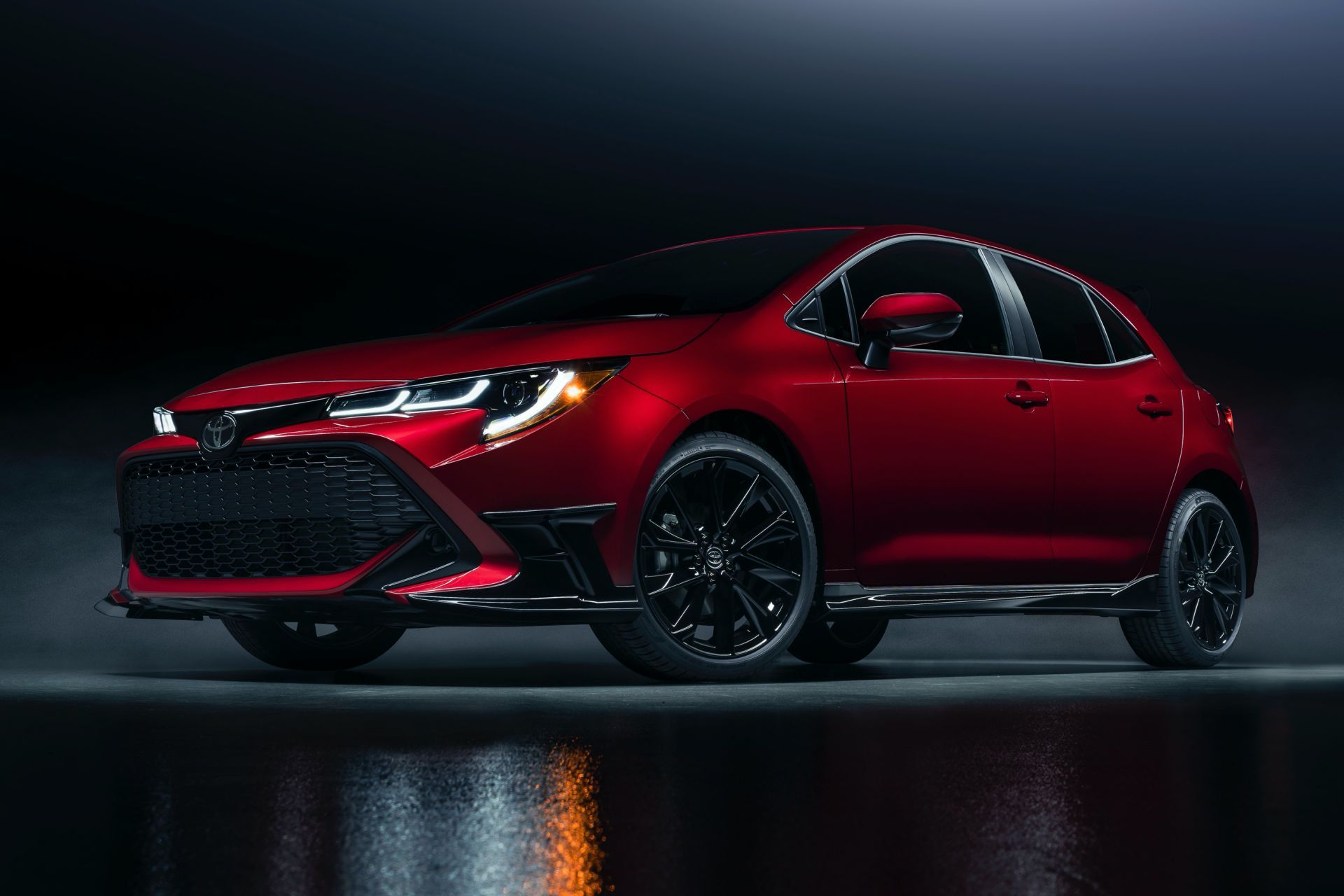 2021-Toyota-Corolla-Hatchback-Special-Edition-US-spec-1