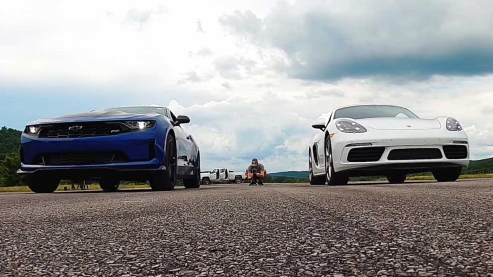 Camaro-VS-Cayman-3