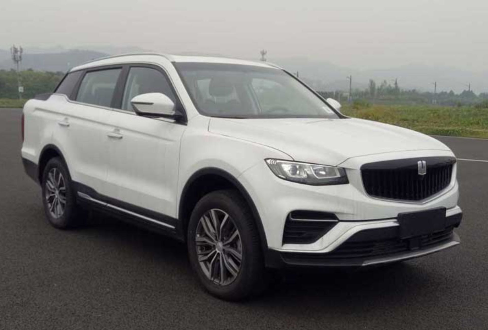 farizon-fx-crossover-pickup-geely-1
