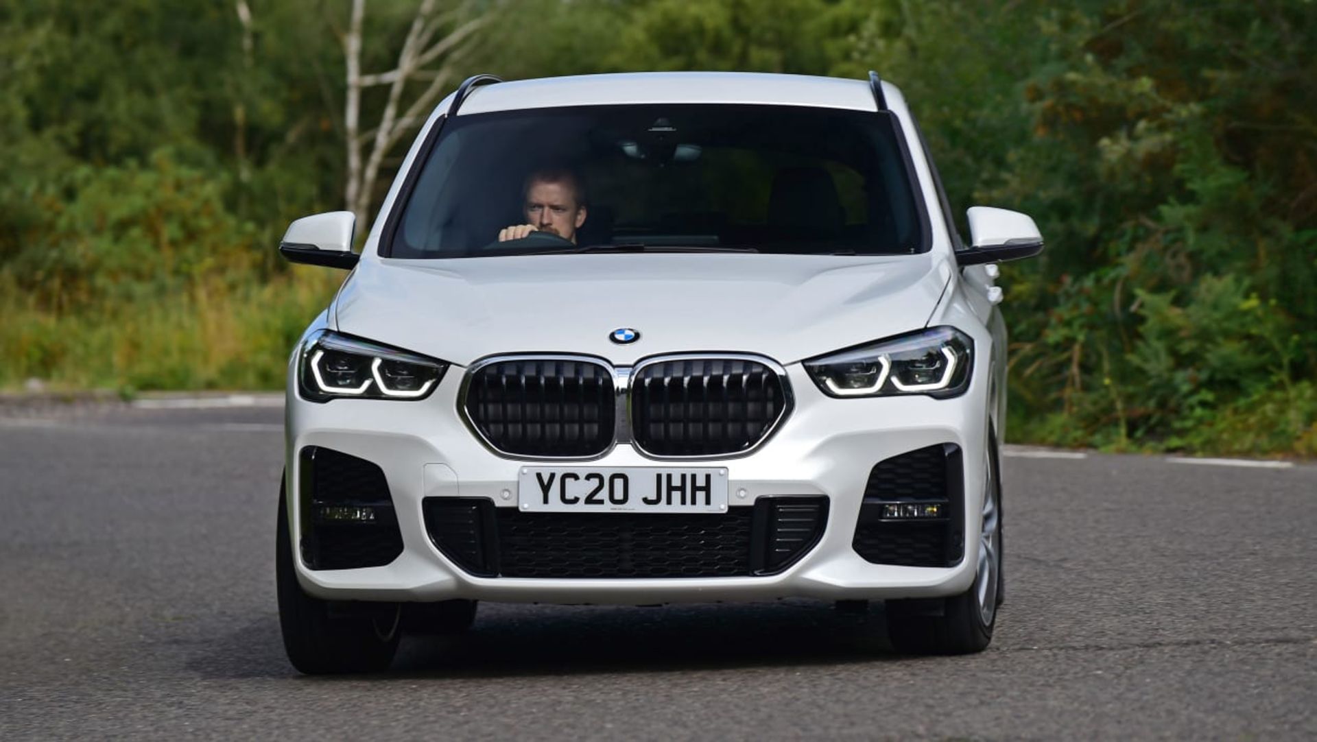 BMW X1 PHEV-2