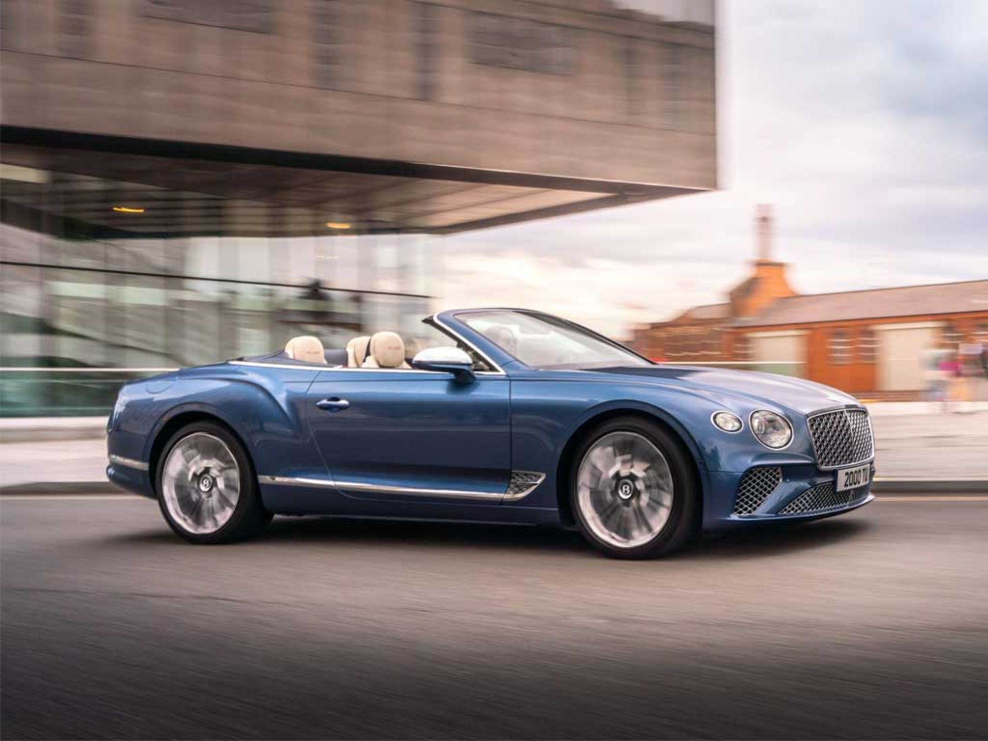 Bentley-Continental-GTC-Mulliner-2
