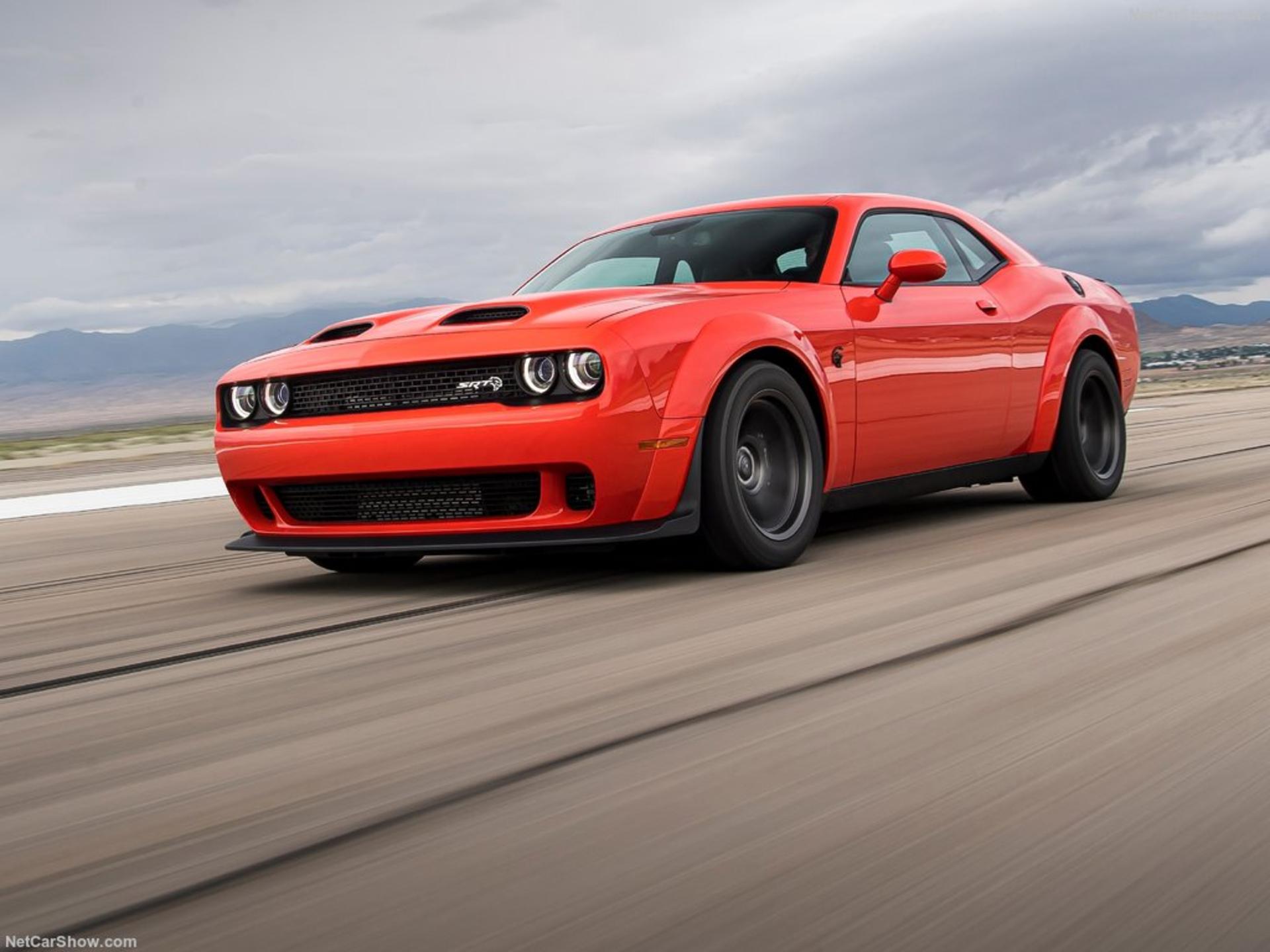 Dodge-Challenger_SRT_Super_Stock-2020-1024-06