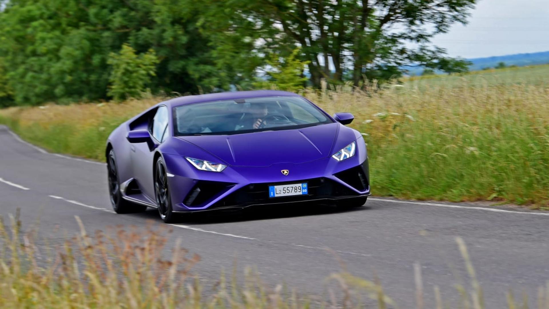 Lamborghini Huracan EVO RWD review-24