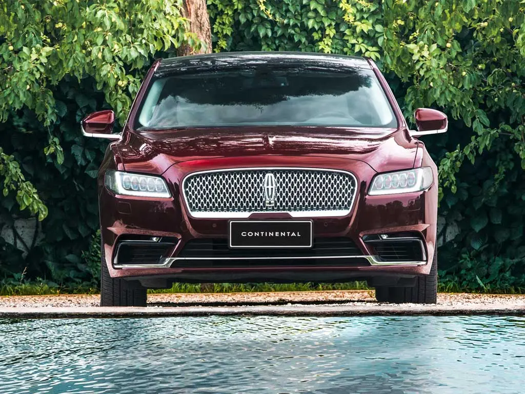 Lincoln-Continental-1