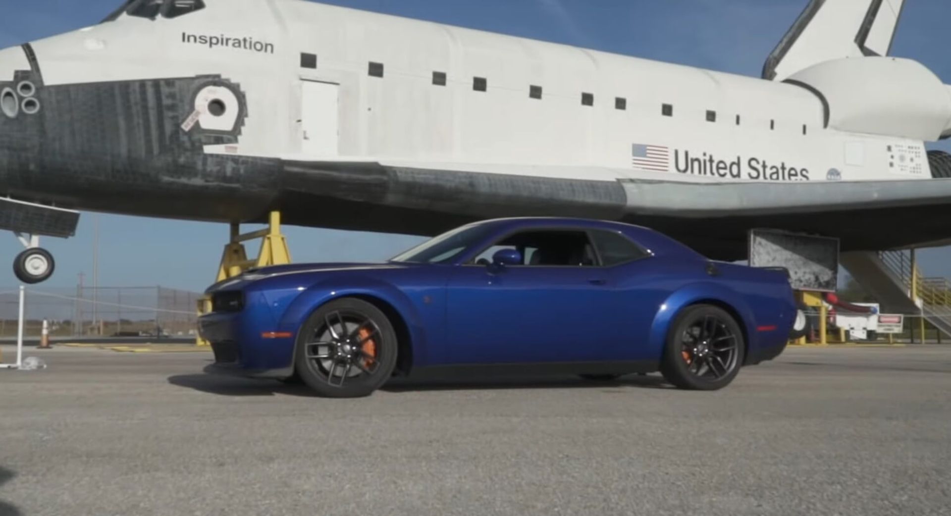 dodge-challenger-srt-hellcat-redeye