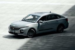 2021-Baojun-RC-5-China-2