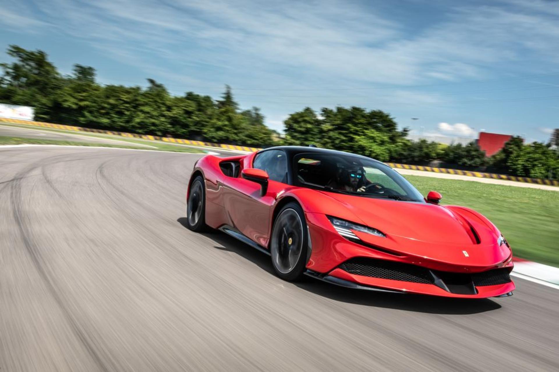 2021-ferrari-sf90-stradale-124-1593128800