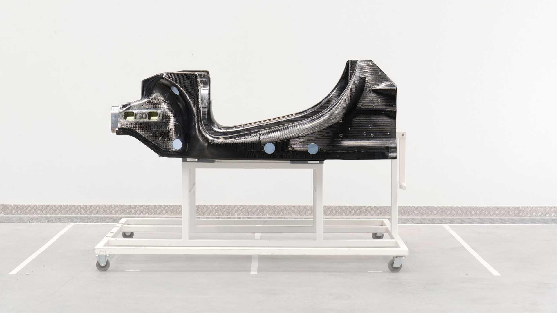 mclaren-new-carbon-fiber-intensive-platform