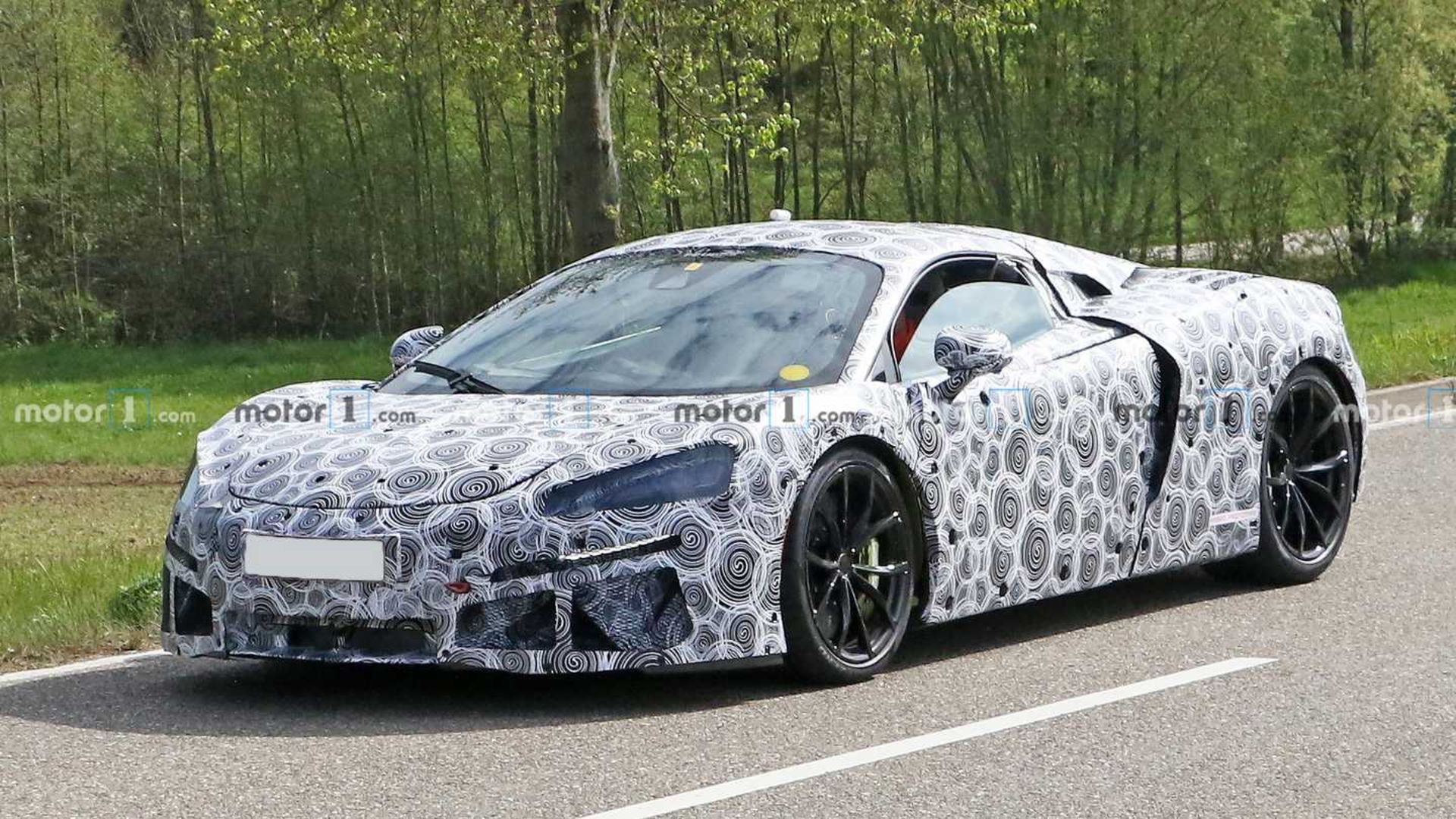 mclaren-sport-series-successor-spy-photos