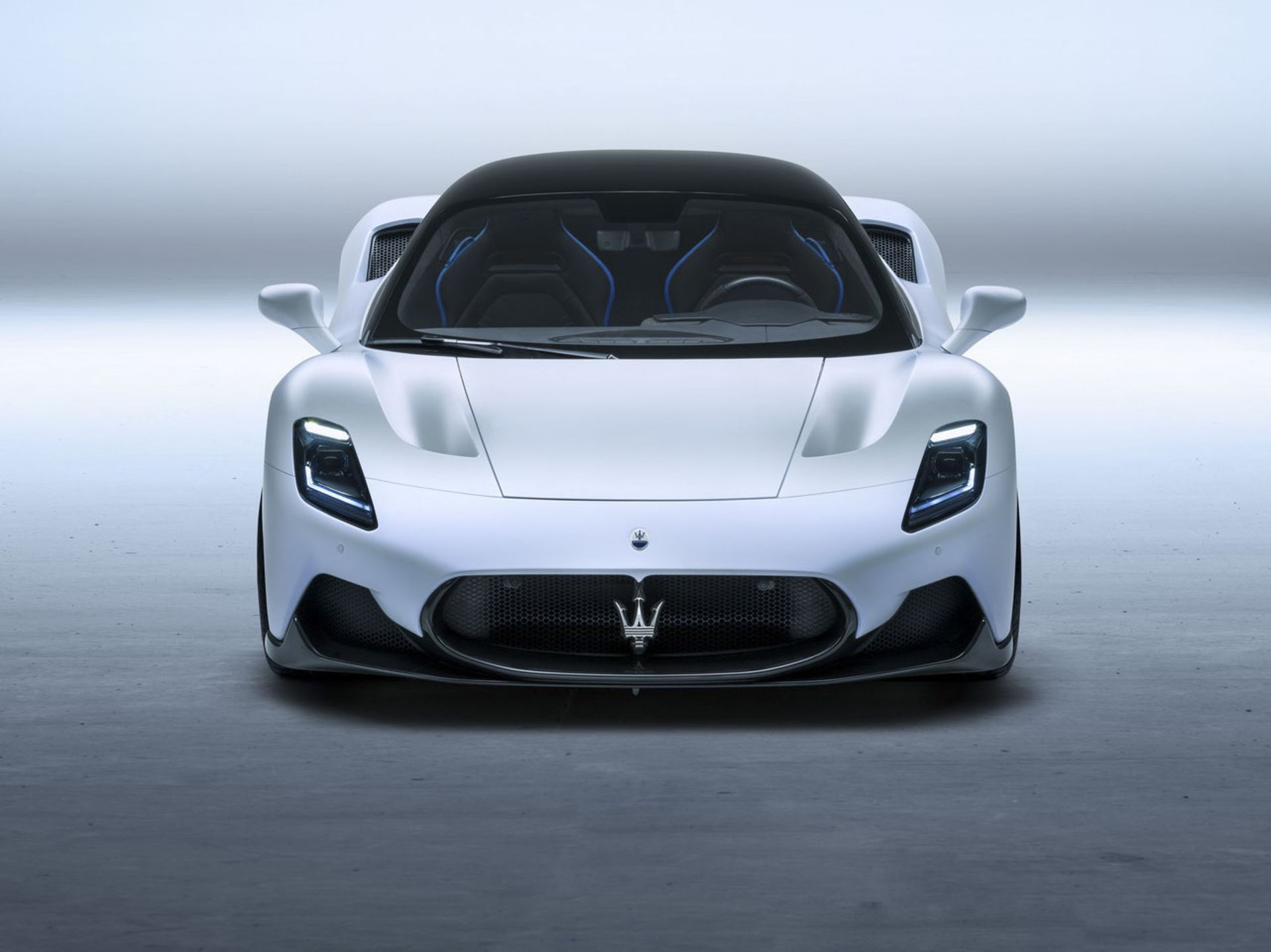 2021-Maserati-MC20-6