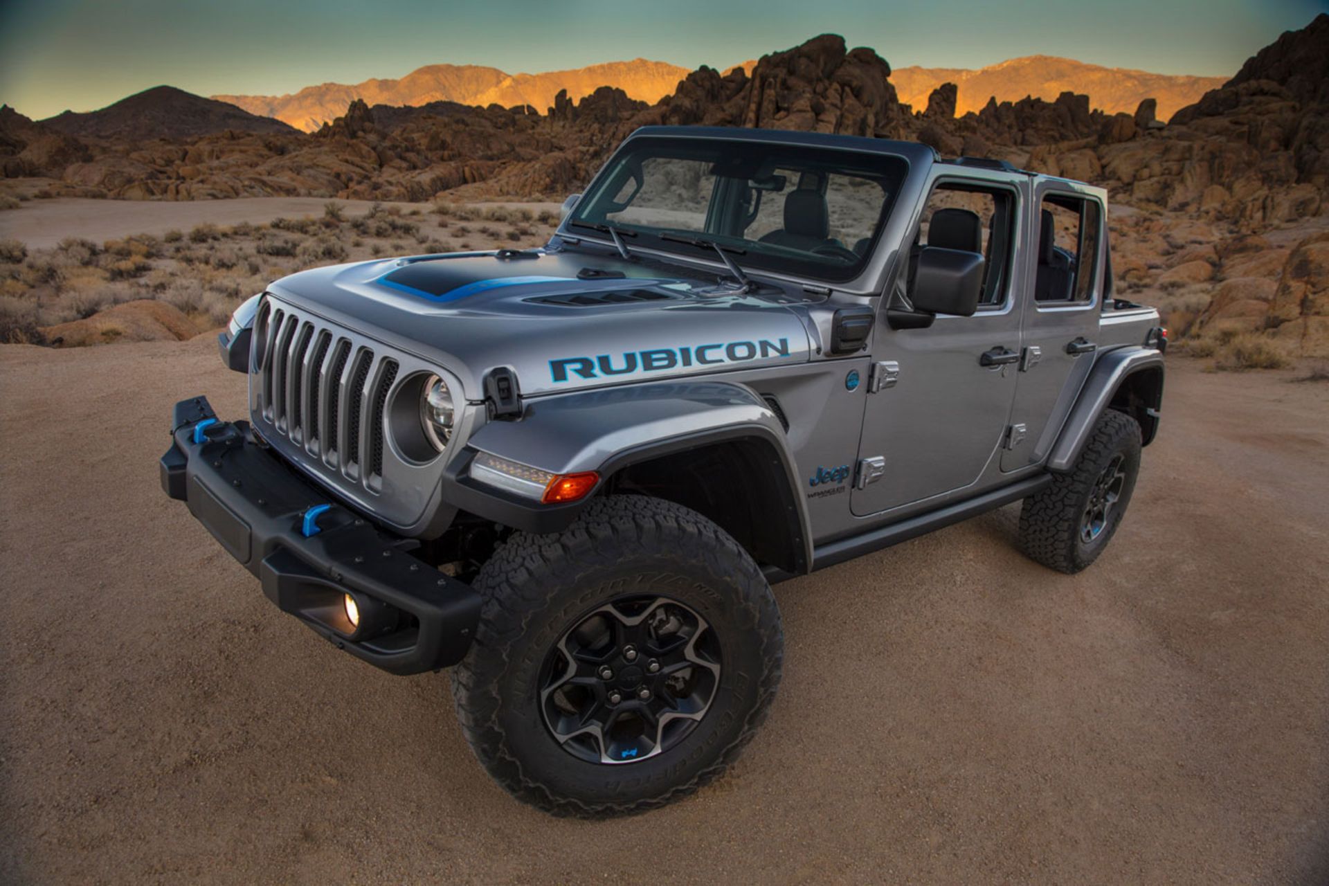 2021-jeep-wrangler-4xe-phev-2