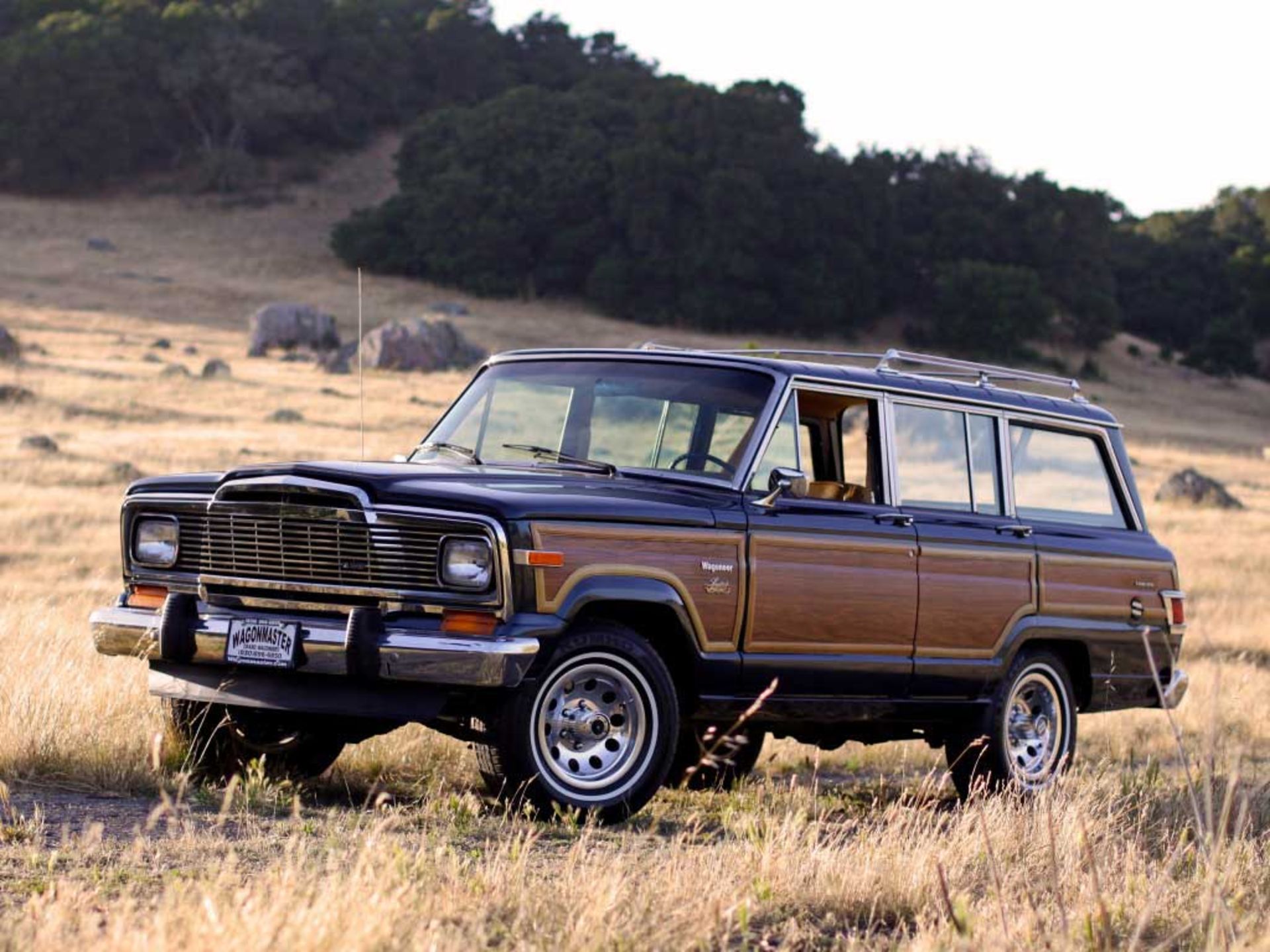 Jeep-Wagoneer-Limited-1982-1