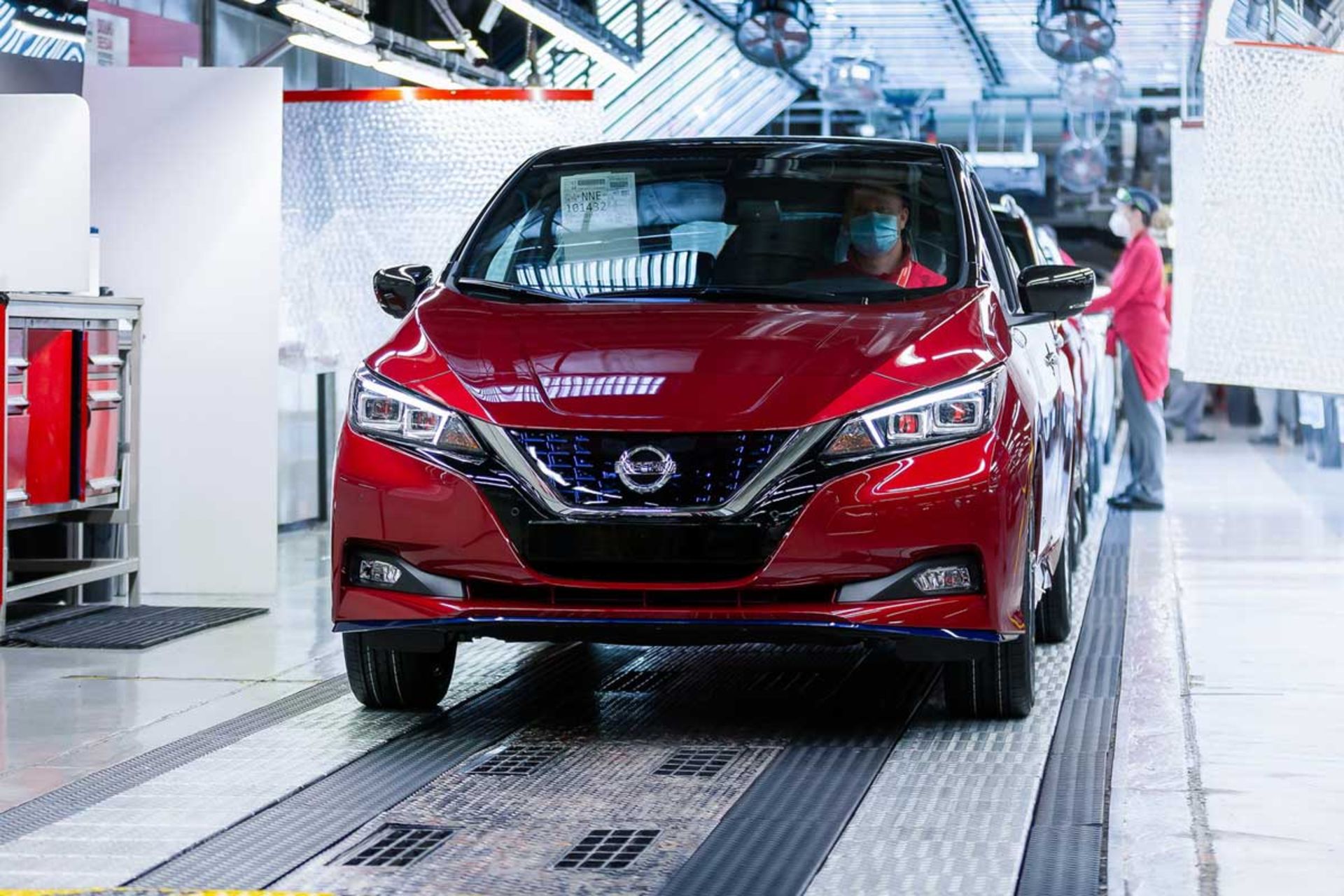 Nissan-Leaf-500K-1