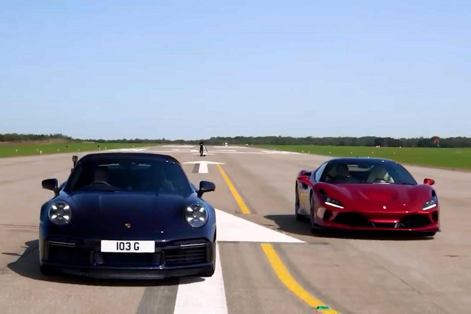 Porsche-911-Ferrari-F8-2
