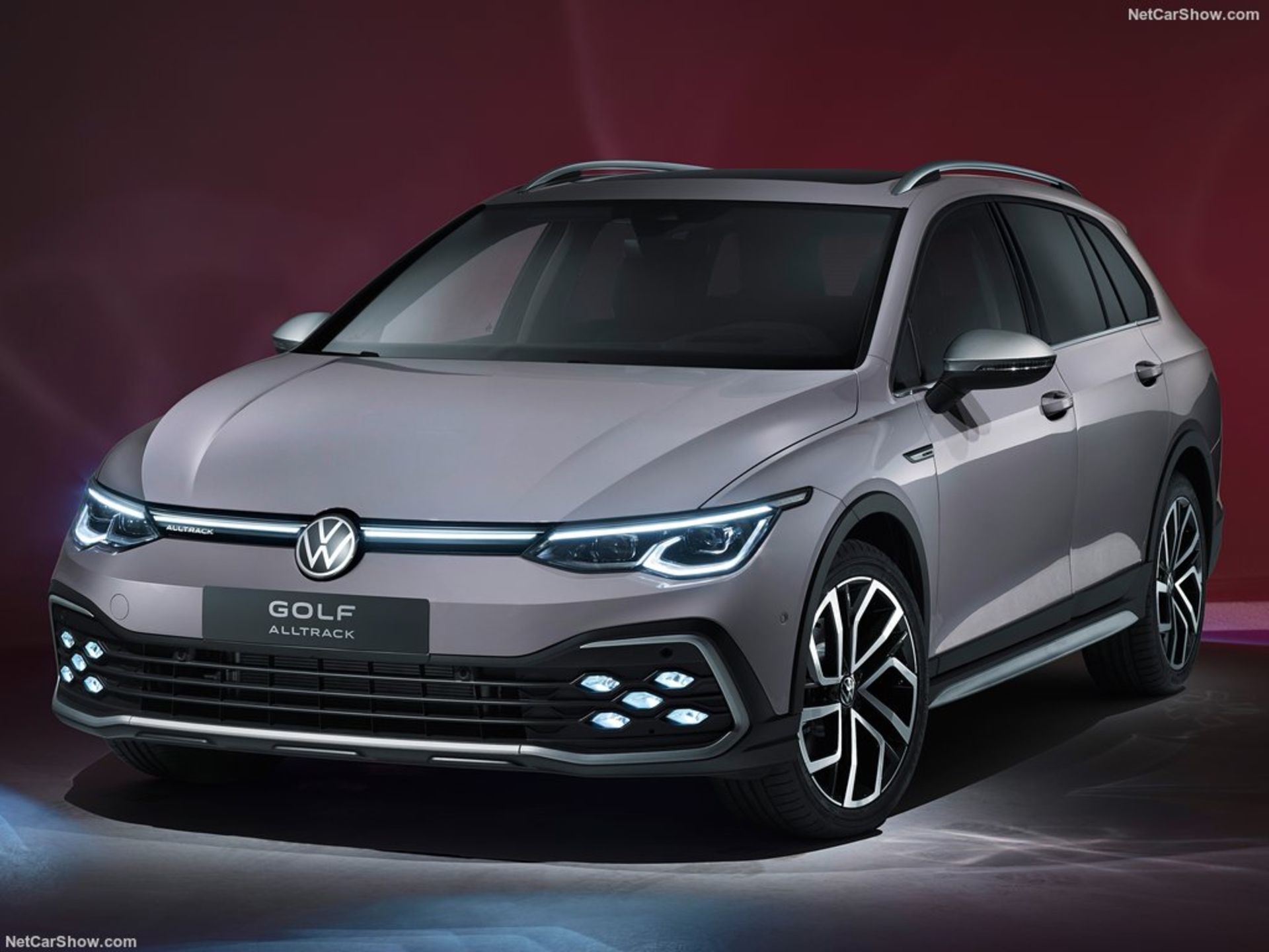 Volkswagen-Golf_Alltrack-2021-1024-01